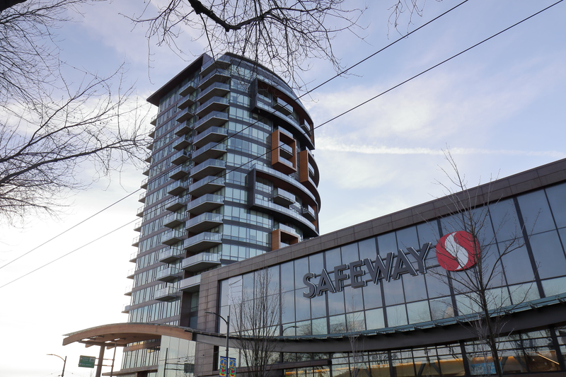Illustration for article titled Pics from the Curbside: 2018-01-01 at Marpole
